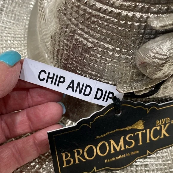 NWT.  Broomstick Blvd., witche’s hat, metal, chip and dip tray. - Picture 12 of 15